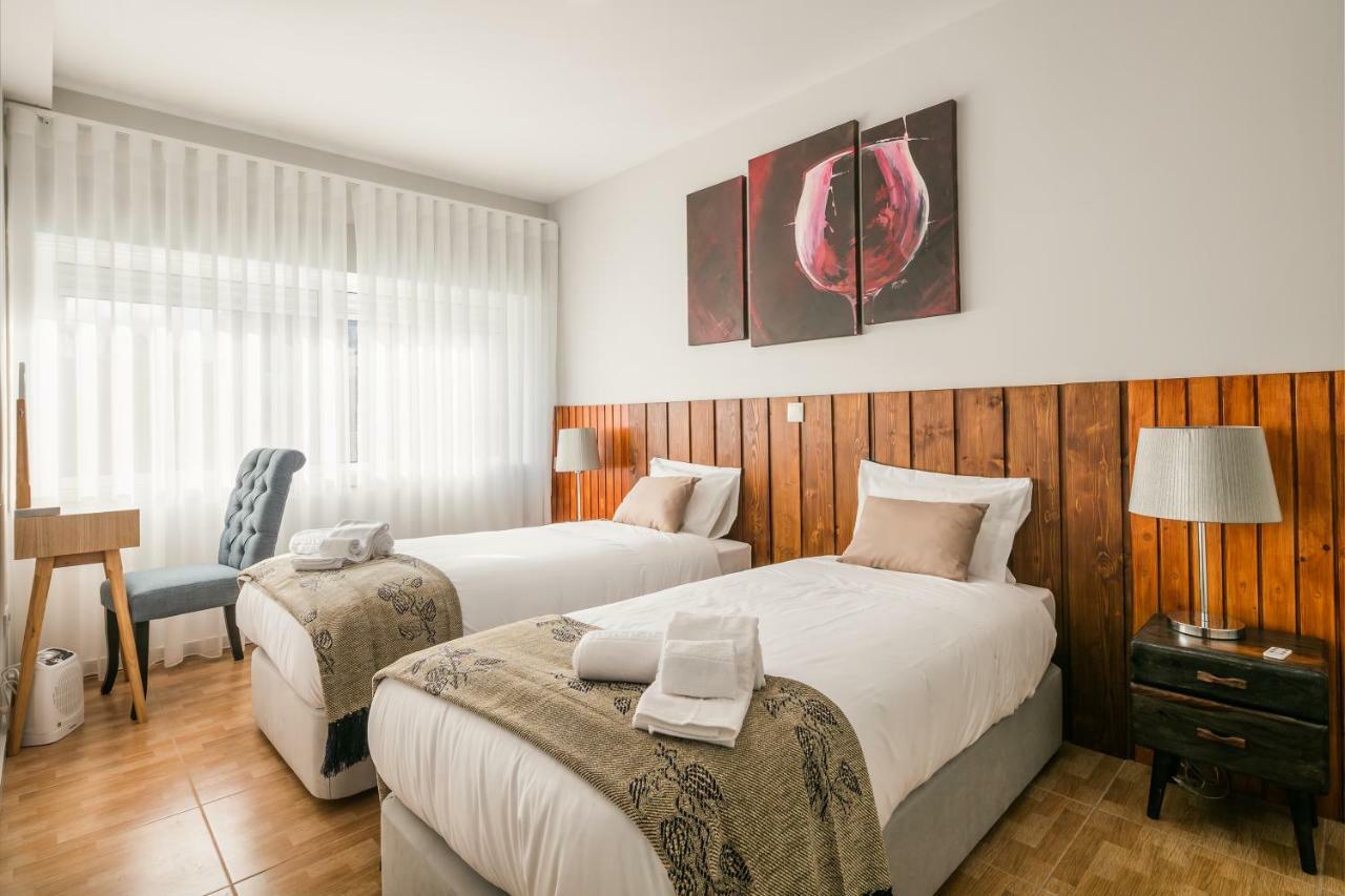 Camarinha Oporto Apartments Esterno foto
